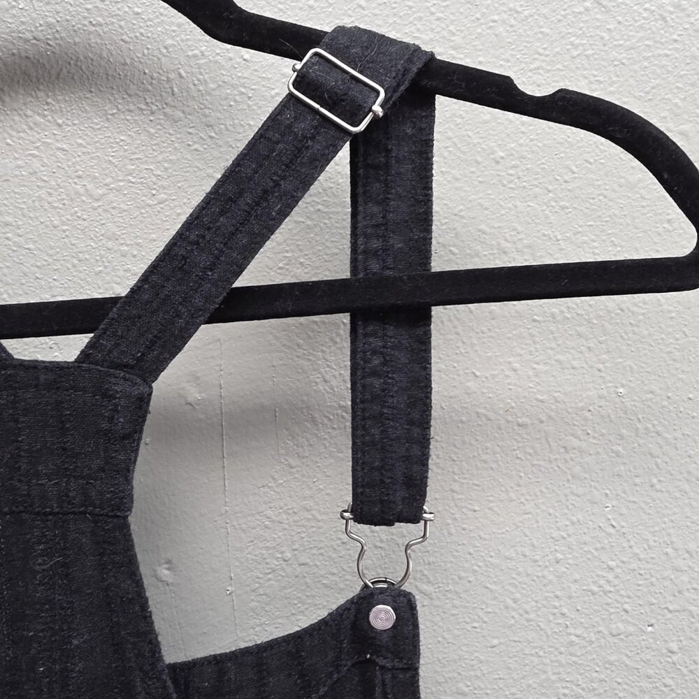 Jolt Overalls Womens Medium Black Linen Blend Shortalls Adjustable Raw Hem Bib - Picture 5 of 12